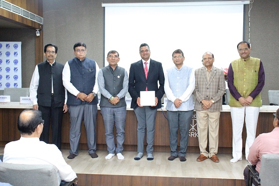 ચેમ્બરના જીએફઆરઆરસી દ્વારા ટેક્ષ્ટાઇલ પર્વનું આયોજન, પ્રથમ દિવસે ઉદ્યોગ સાહસિકોને MMF સેગમેન્ટમાં MSME દ્વારા વૈશ્વિક સ્તરે સ્પર્ધાત્મક થવા માટે માર્ગદર્શન અપાયું