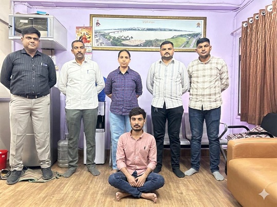 અફીણ સાથે શુભમ ઝડપાયો