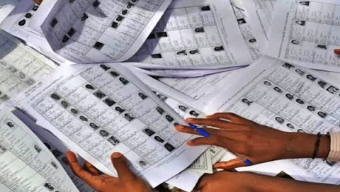 મતદાર યાદીમાં તમારું નામ કઇ કેટેગરીમાં છે તે જાણો. નામ નહિ હોય તો શું નાગરીકતા ચાઇલી જશે ?